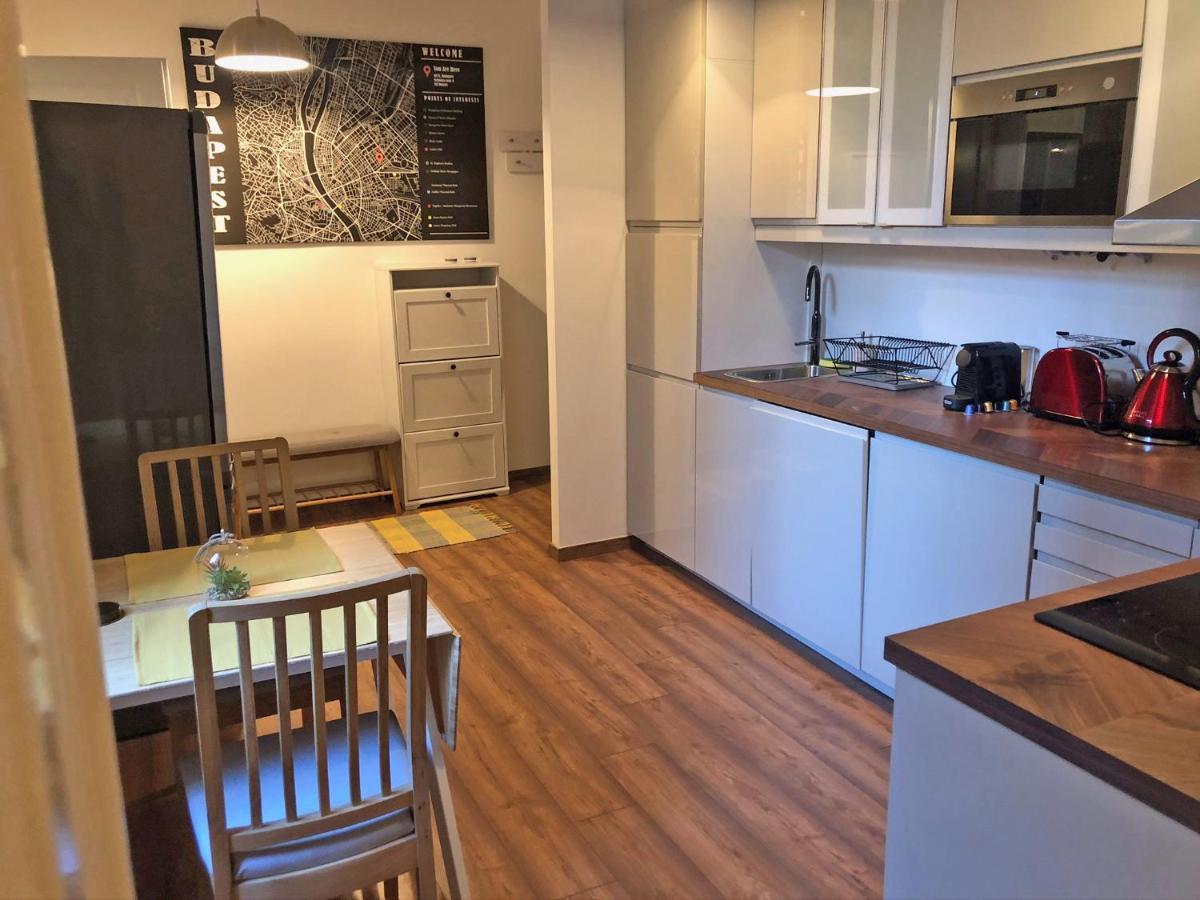 Modern Comfort In Historical 부다페스트 외부 사진